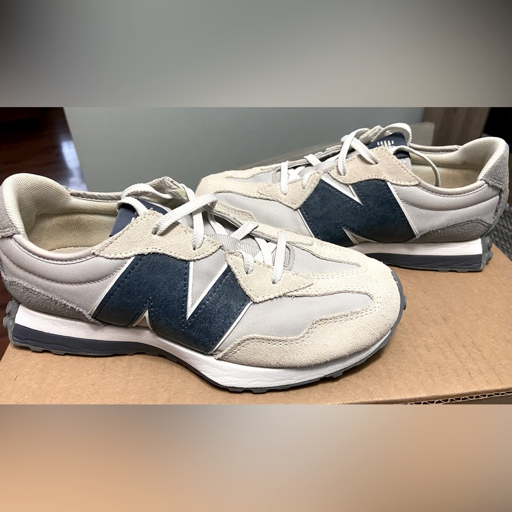 Like new New Balance 327 grey & navy blue sneakers